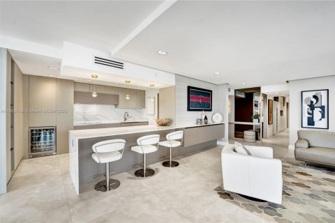 Copropriété à louer à Aventura, Floride: 4 chambres, 219.25 m2 № 1966539 - photo 9