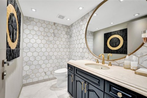 Copropriété à louer à Aventura, Floride: 4 chambres, 219.25 m2 № 1966539 - photo 15