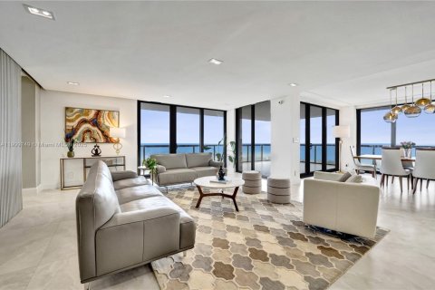 Copropriété à louer à Aventura, Floride: 4 chambres, 219.25 m2 № 1966539 - photo 8