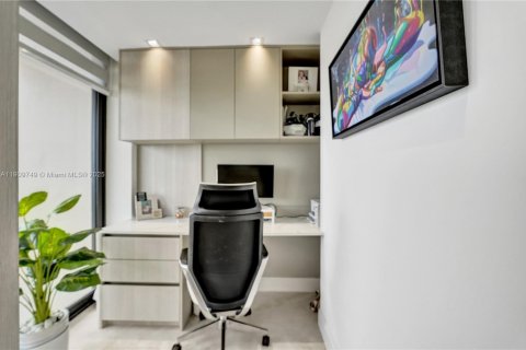 Copropriété à louer à Aventura, Floride: 4 chambres, 219.25 m2 № 1966539 - photo 14