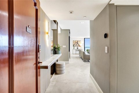 Copropriété à louer à Aventura, Floride: 4 chambres, 219.25 m2 № 1966539 - photo 2