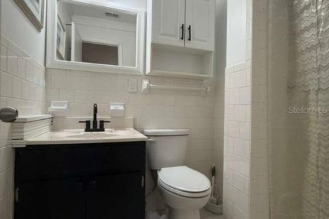Condo in Bradenton, Florida, 2 bedrooms № 2121272 - photo 12