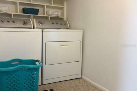 Condo in Bradenton, Florida, 2 bedrooms № 2121272 - photo 14