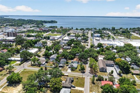 House in Eustis, Florida 2 bedrooms, 117.43 sq.m. № 2110388 - photo 28