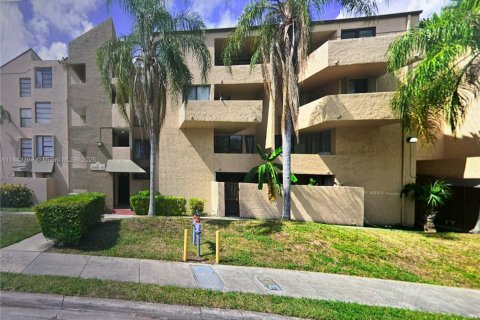 Copropriété à louer à Miami, Floride: 2 chambres, 86.4 m2 № 1834145 - photo 1