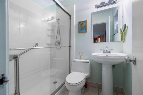 Casa en venta en Tampa, Florida, 3 dormitorios, 183.57 m2 № 2093967 - foto 19