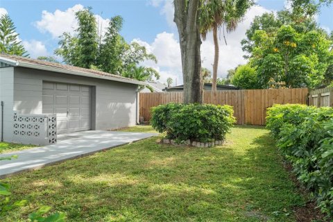 Casa en venta en Tampa, Florida, 3 dormitorios, 183.57 m2 № 2093967 - foto 28