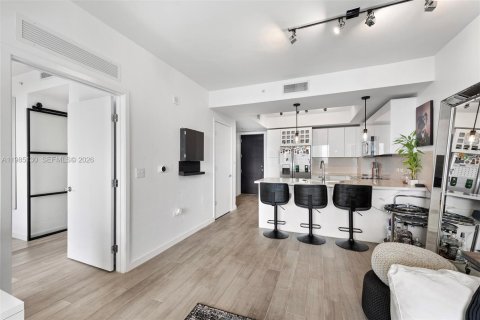 Снять в аренду кондоминиум в Майами, Флорида 1 спальня, 62.62м2, № 2050880 - фото 11