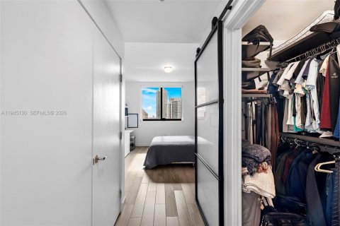 Снять в аренду кондоминиум в Майами, Флорида 1 спальня, 62.62м2, № 2050880 - фото 18