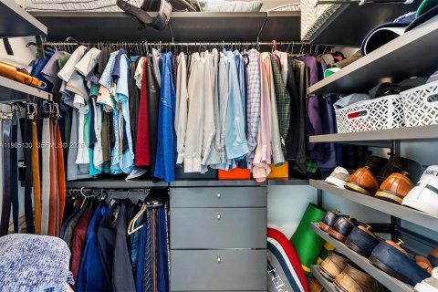 Снять в аренду кондоминиум в Майами, Флорида 1 спальня, 62.62м2, № 2050880 - фото 17