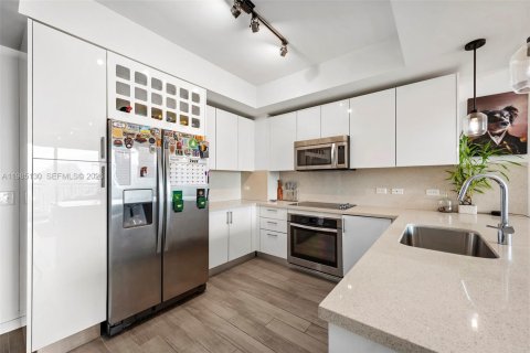 Снять в аренду кондоминиум в Майами, Флорида 1 спальня, 62.62м2, № 2050880 - фото 5