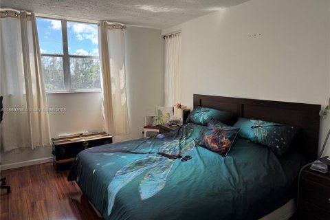 Copropriété à vendre à Lauderdale Lakes, Floride: 1 chambre, 69.49 m2 № 1979393 - photo 6