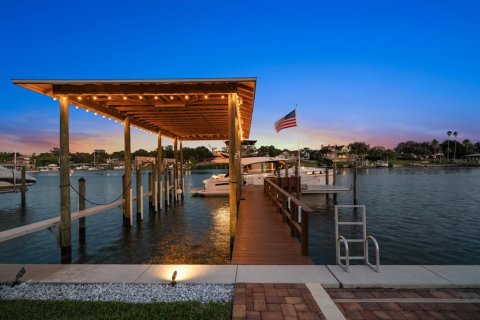 Casa en venta en Largo, Florida, 5 dormitorios, 389.26 m2 № 2155234 - foto 4