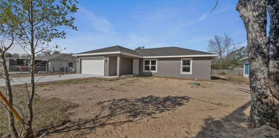 Villa ou maison à Summerfield, Floride 3 chambres, 123.93 m2 № 1552652