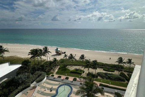 Copropriété à vendre à Sunny Isles Beach, Floride: 3 chambres, 198.53 m2 № 1821875 - photo 1