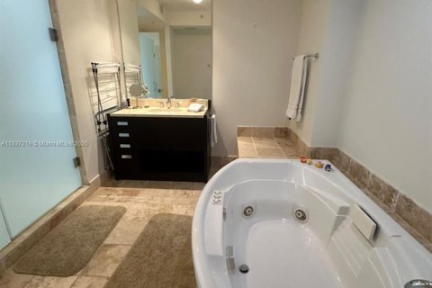 Copropriété à vendre à Sunny Isles Beach, Floride: 3 chambres, 198.53 m2 № 1821875 - photo 6
