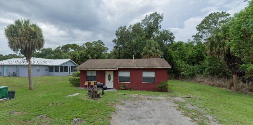 Дом в Сент-Луси, Флорида 2 спальни, 75.81м2 № 1997853