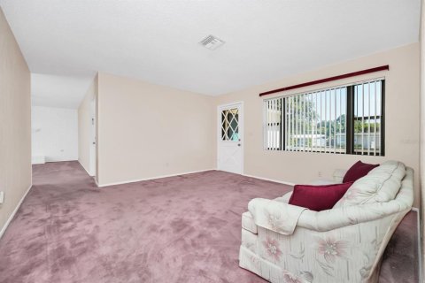 House in Orlando, Florida 3 bedrooms, 159.7 sq.m. № 1857687 - photo 12