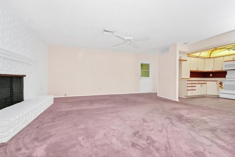 House in Orlando, Florida 3 bedrooms, 159.7 sq.m. № 1857687 - photo 14
