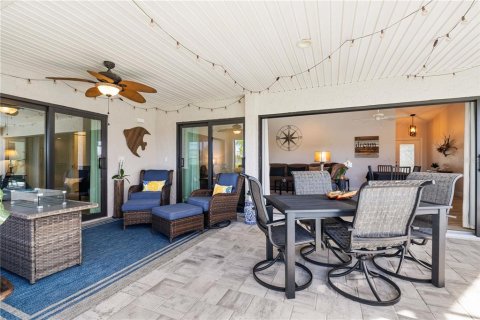 House in Punta Gorda, Florida 3 bedrooms, 168.06 sq.m. № 2428632 - photo 10
