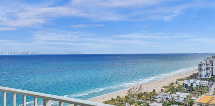 Condo in Pompano Beach, Florida, 1 bedroom  № 2011065