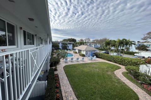 Propiedad comercial en alquiler en Delray Beach, Florida, 1 dormitorio, 57.13 m2 № 1076961 - foto 1