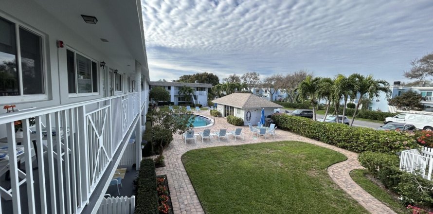 Propiedad comercial en Delray Beach, Florida 1 dormitorio, 57.13 m2 № 1076961