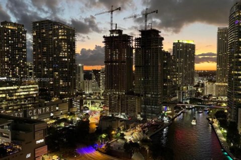 Снять в аренду кондоминиум в Майами, Флорида 1 спальня, 70.33м2, № 1990930 - фото 17