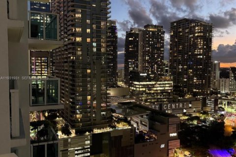 Снять в аренду кондоминиум в Майами, Флорида 1 спальня, 70.33м2, № 1990930 - фото 20