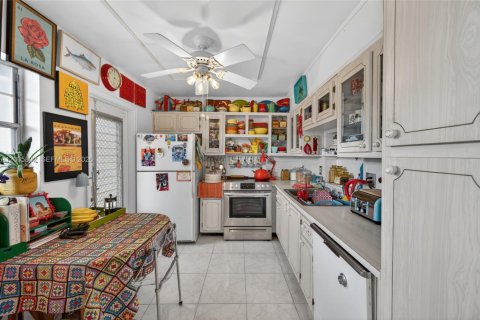 Copropriété à vendre à Hallandale Beach, Floride: 2 chambres, 101.45 m2 № 2170661 - photo 7