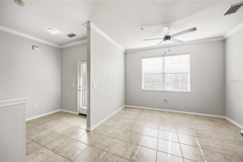 Condo in Sarasota, Florida, 2 bedrooms  № 2347258 - photo 5