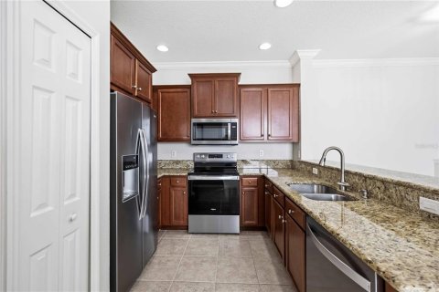 Condo in Sarasota, Florida, 2 bedrooms  № 2347258 - photo 9