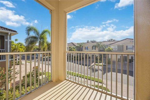 Condo in Sarasota, Florida, 2 bedrooms  № 2347258 - photo 23