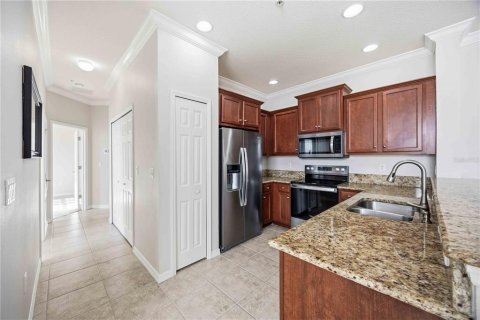 Condo in Sarasota, Florida, 2 bedrooms  № 2347258 - photo 12