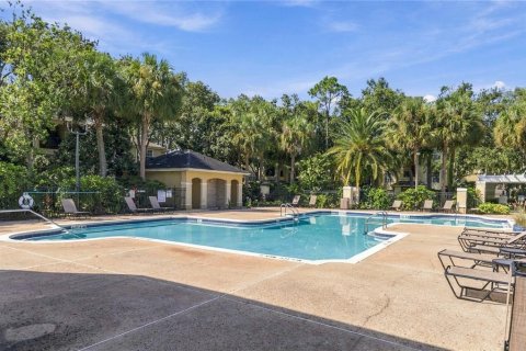 Condo in Orlando, Florida, 2 bedrooms  № 2395948 - photo 25
