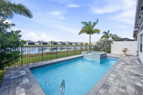 Casa en venta en Boynton Beach, Florida, 3 dormitorios, 223.24 m2 № 2172190 - foto 26