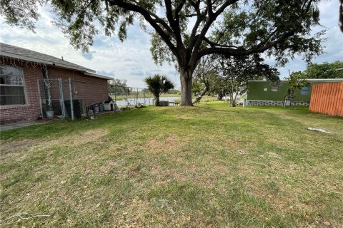 Land in Lakeland, Florida № 2159752