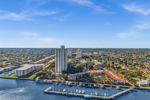 Copropriété à vendre à Miami, Floride: 2 chambres, 117.8 m2 № 2027007 - photo 5