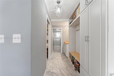 Condo in Sunrise, Florida, 1 bedroom  № 1745885 - photo 16