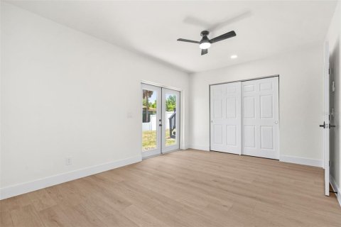 Villa ou maison à vendre à Saint Petersburg, Floride: 4 chambres, 173.36 m2 № 2215885 - photo 19