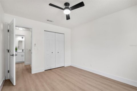 Villa ou maison à vendre à Saint Petersburg, Floride: 4 chambres, 173.36 m2 № 2215885 - photo 27