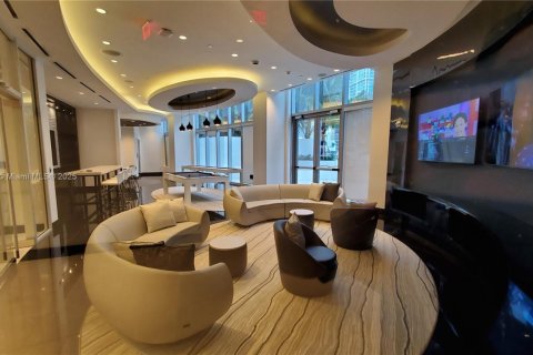 Condo in Miami, Florida, 2 bedrooms  № 1695295 - photo 20