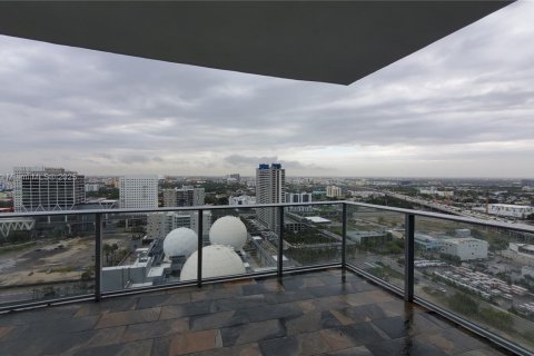 Condo in Miami, Florida, 2 bedrooms  № 1695295 - photo 26