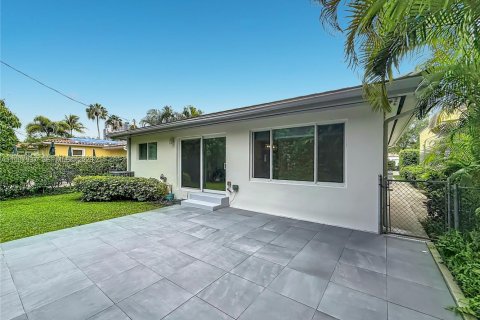 Casa en venta en Coral Gables, Florida, 2 dormitorios, 128.95 m2 № 2060342 - foto 5