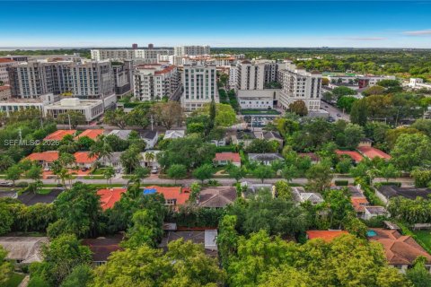 Casa en venta en Coral Gables, Florida, 2 dormitorios, 128.95 m2 № 2060342 - foto 6