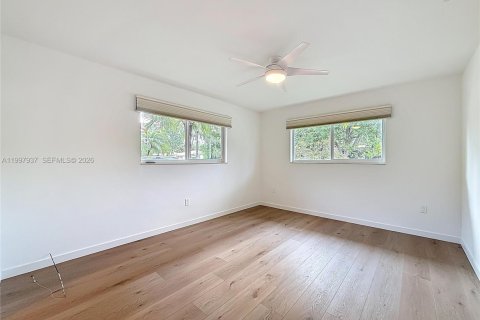 Casa en venta en Coral Gables, Florida, 2 dormitorios, 128.95 m2 № 2060342 - foto 22