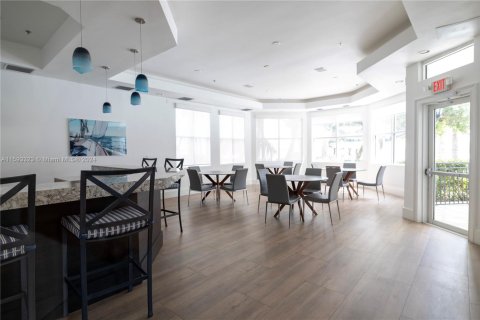 Copropriété à vendre à Aventura, Floride: 2 chambres, 95.13 m2 № 1985089 - photo 30