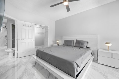 Copropriété à vendre à Aventura, Floride: 2 chambres, 95.13 m2 № 1985089 - photo 9