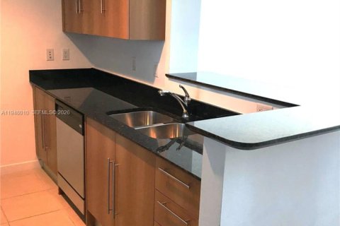 Copropriété à louer à Miami, Floride: 1 chambre, 78.6 m2 № 2006908 - photo 12