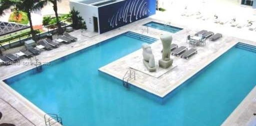 Condo à Miami, Floride, 1 chambre  № 2006908